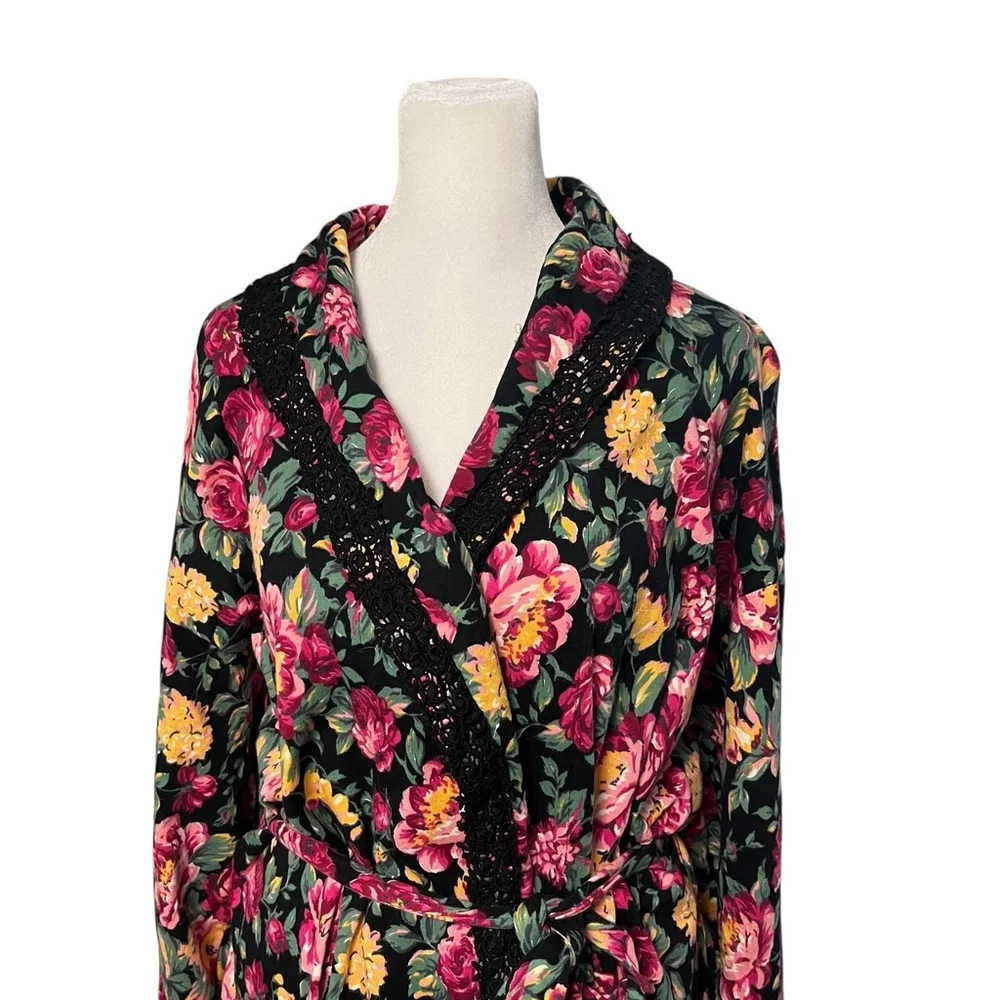 Victoria's Secret Vintage Gold Label Black Floral Robe Size M/L - Picture 2 of 6